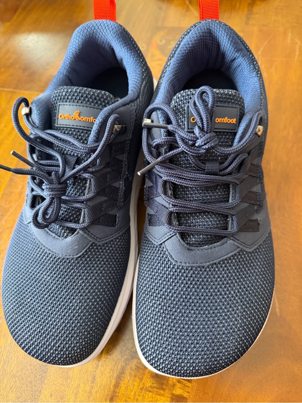 NIB Men's Wide Diabetic Tennis Shoe